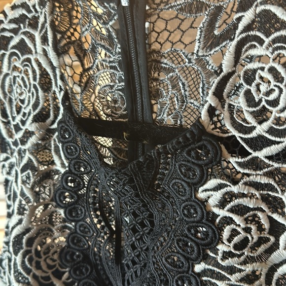 NWT Nanette Lepore Black and White Lace Shift Dress - Picture 5 of 10